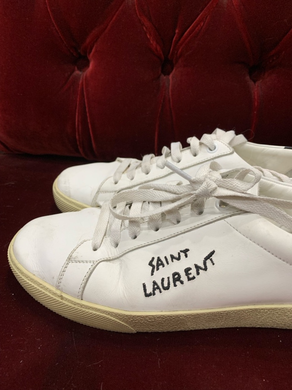Saint Laurent White Leather Low-Top Sneakers with Black Heel - Picture 2 of 8